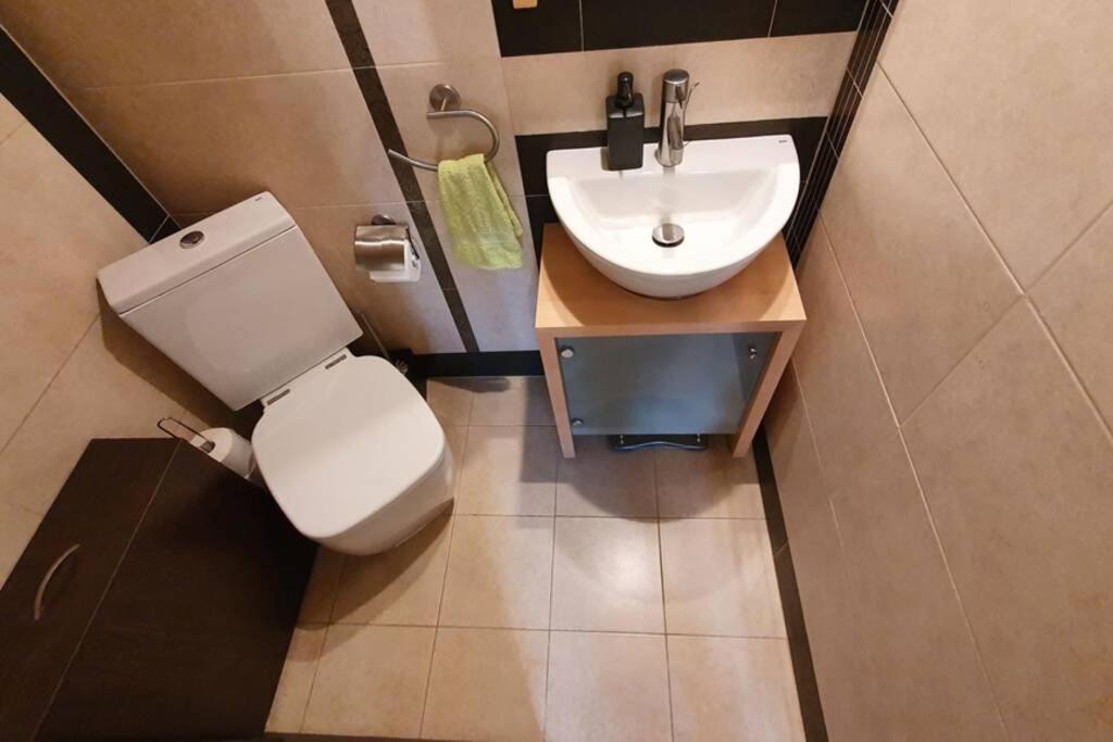 Igenyes 4 Fos Apartman Koezvetlen A Strandnal Apartment Csopak Exterior photo